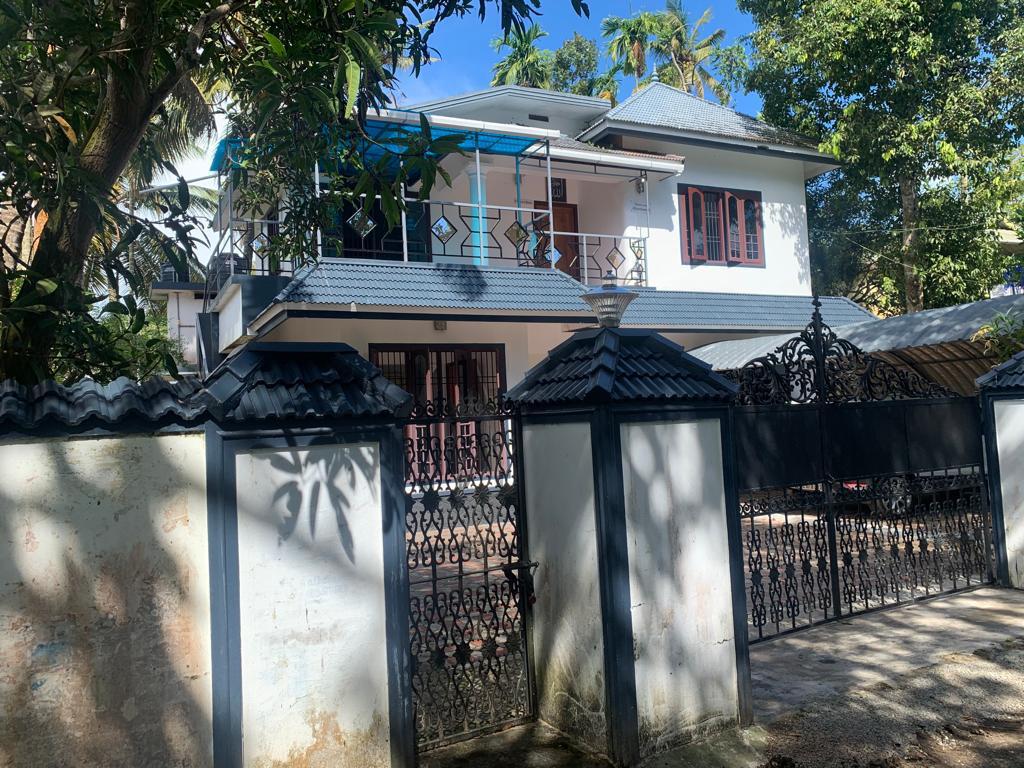 House for Sale at Vypin, Kuzhuppilly